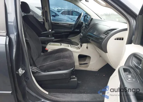 2014 Dodge Grand Caravan Sxt z USA, uszkodzony, nr VIN 2C4RDGCG3ER163106